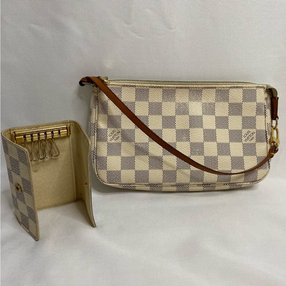 SALE!! Louis Vuitton Pochette Damier Azur with Matching Key Holder Wallet - Picture 2 of 6